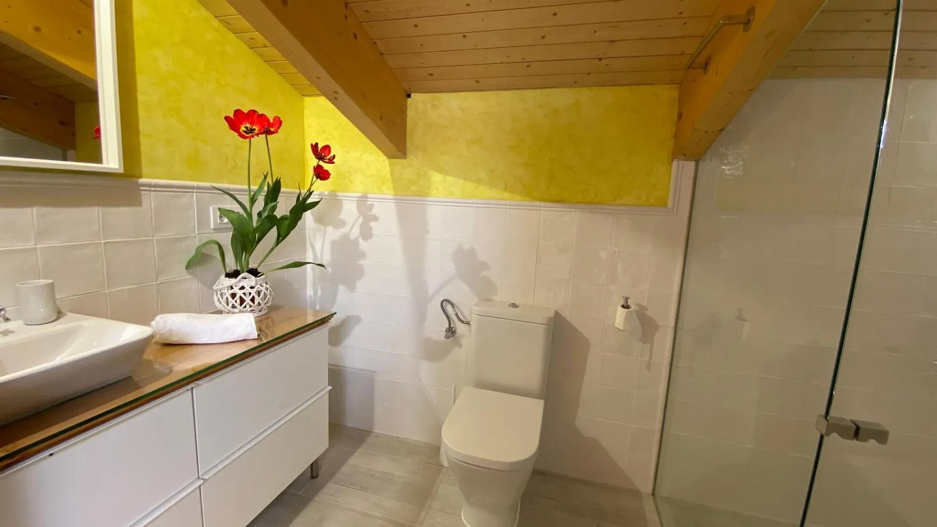 Cal Valent Villa Ullastret 0*,  Spain